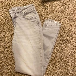 Gray old navy rockstar jeans